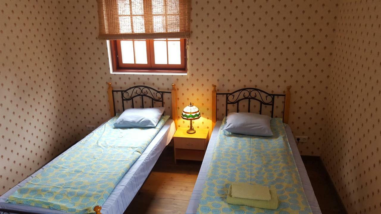 Deluxe Apartments In The City Center With Balcony Parnu Exterior photo